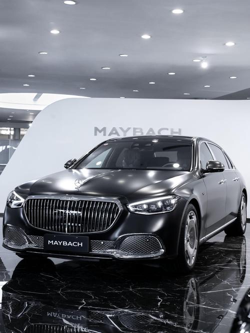 东莞东城区福畅缘企业管理咨询岚图汽车的售后服务让用户无忧出行，迈巴赫未来的豪华车趋势